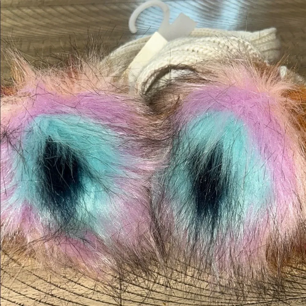 NWT Cat & Jack Cable Knit 🧶 Scarf 🧣 with Playful Pom Poms